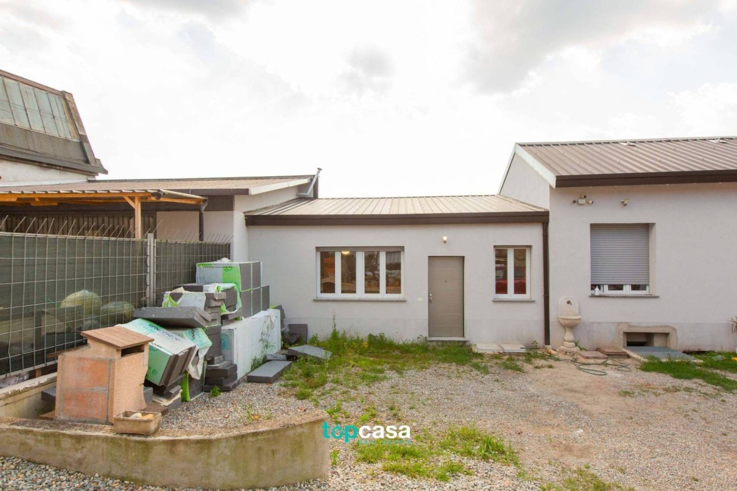 Escritório de 2 divisões em Olgiate Olona, Italy N.º 80617