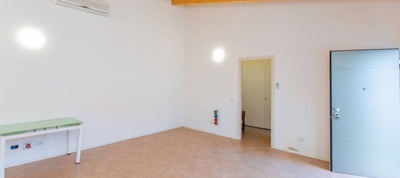 Escritório de 2 divisões em Olgiate Olona, Italy N.º 80617 2