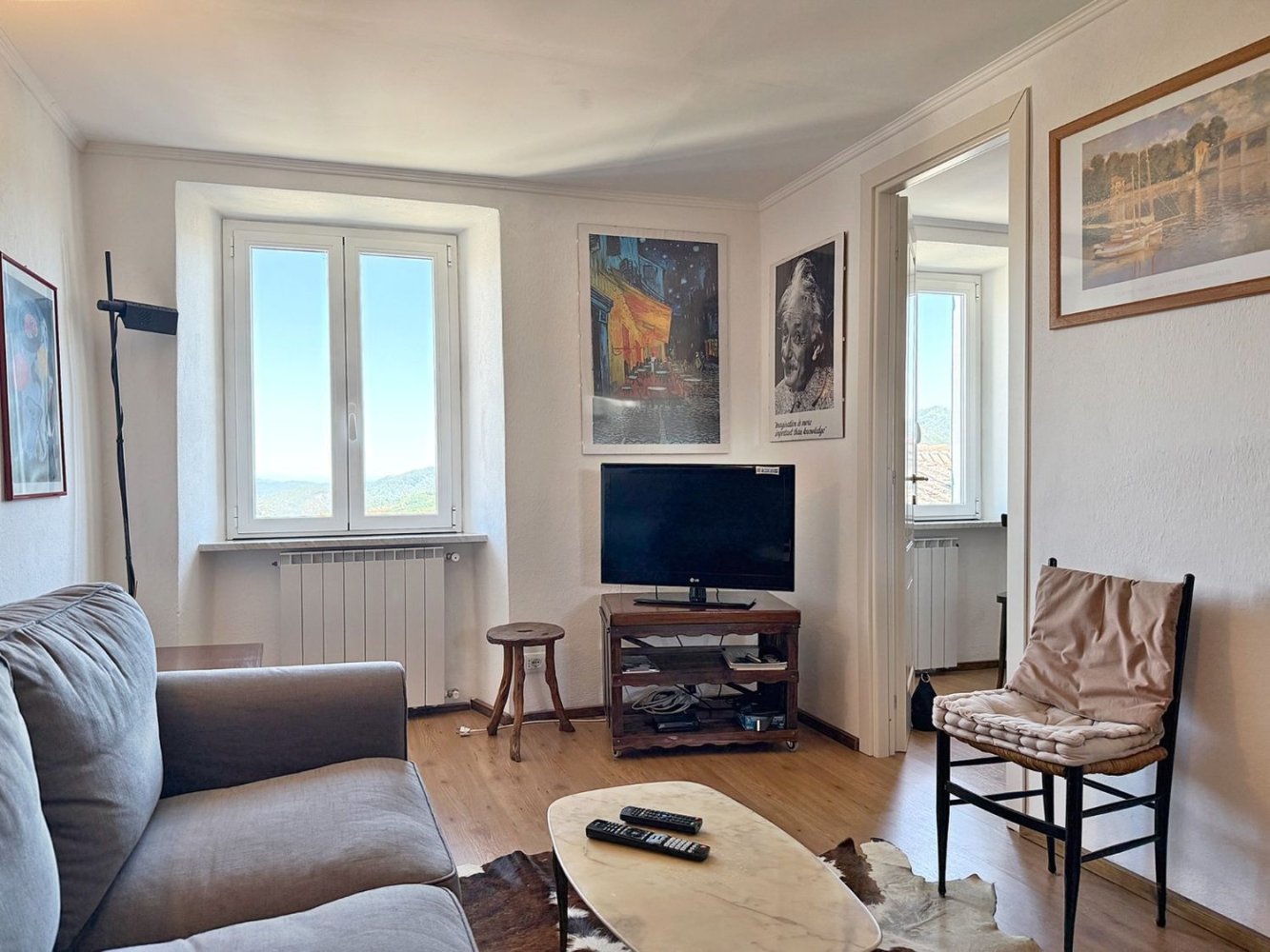 9 bedrooms Apartment in Carrodano, Italy No. 324208