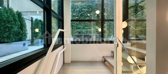 4 bedrooms Apartment in Milan, Italy No. 341545 18