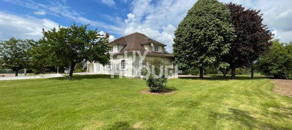 8 bedrooms Villa in Bourges, France No. 66044 11