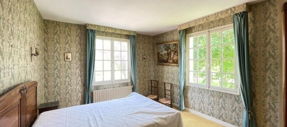 8 bedrooms Villa in Bourges, France No. 66044 4