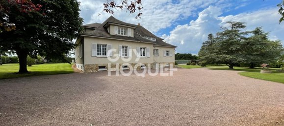 8 bedrooms Villa in Bourges, France No. 66044 13