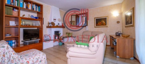 3 bedrooms Villa in Bergamo, Italy No. 263501 17