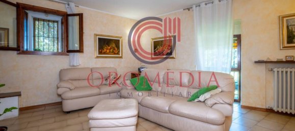 3 bedrooms Villa in Bergamo, Italy No. 263501 18