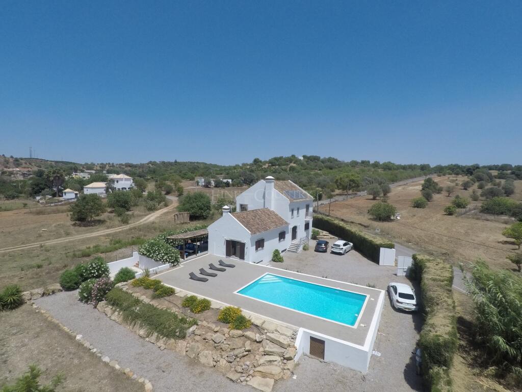 4 bedrooms Villa in Tavira, Portugal No. 315924