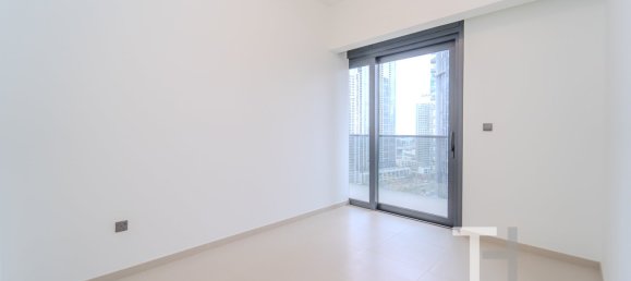 3 bedrooms Apartment in Burj Khalifa, UAE No. 28498 12