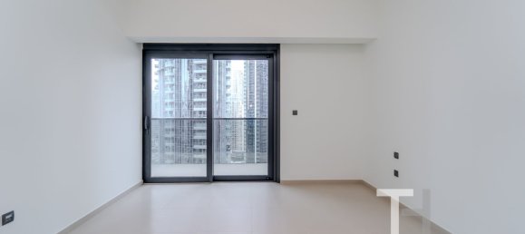 3 bedrooms Apartment in Burj Khalifa, UAE No. 28498 8