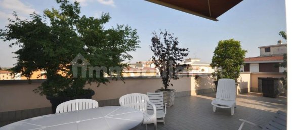 Ático de 5 dormitorios en Gallarate, Italy No. 338884 3