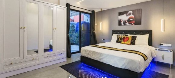 7 bedrooms Villa in Pattaya, Thailand No. 13707 9