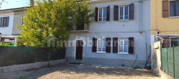 Casa de 3 dormitorios en Turano Lodigiano, Italy No. 260663 2