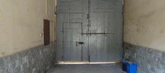 Edifício em Galliate, Italy 1450 m² N.º 163696 6