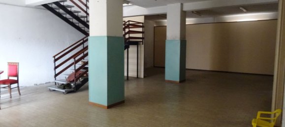 Edifício em Galliate, Italy 1450 m² N.º 163696 7