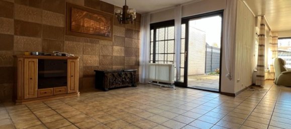 Adosado de 3 dormitorios en Recklinghausen, Germany No. 330440 4