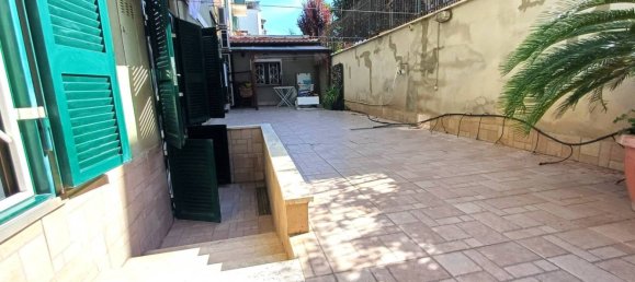 2 Schlafzimmer Wohnung in Rome, Italy, Nr. 284577 3