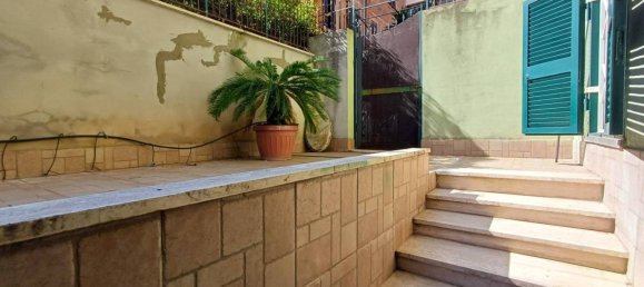 2 Schlafzimmer Wohnung in Rome, Italy, Nr. 284577 4