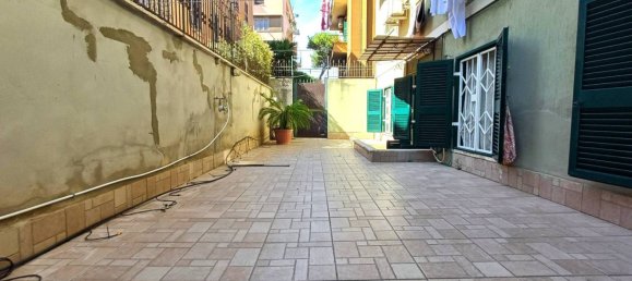 2 Schlafzimmer Wohnung in Rome, Italy, Nr. 284577 2