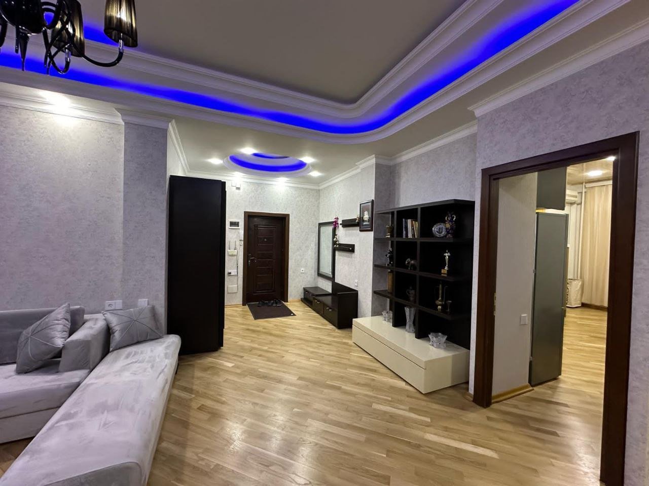 3 bedrooms Apartment in Nasimi, Azerbaijan No. 1610