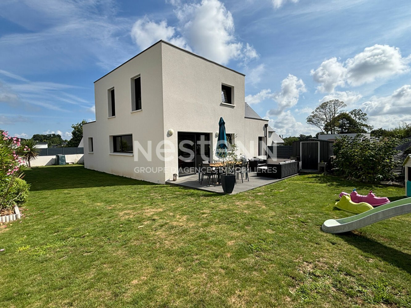 Дом с 4 спальнями в Трефлеан, Франция № 301243