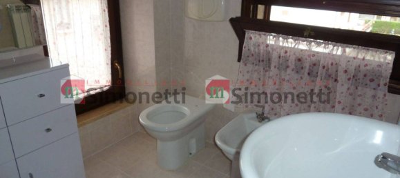 3 bedrooms Villa in Oricola, Italy No. 164178 3