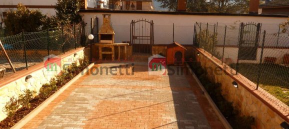 3 bedrooms Villa in Oricola, Italy No. 164178 7