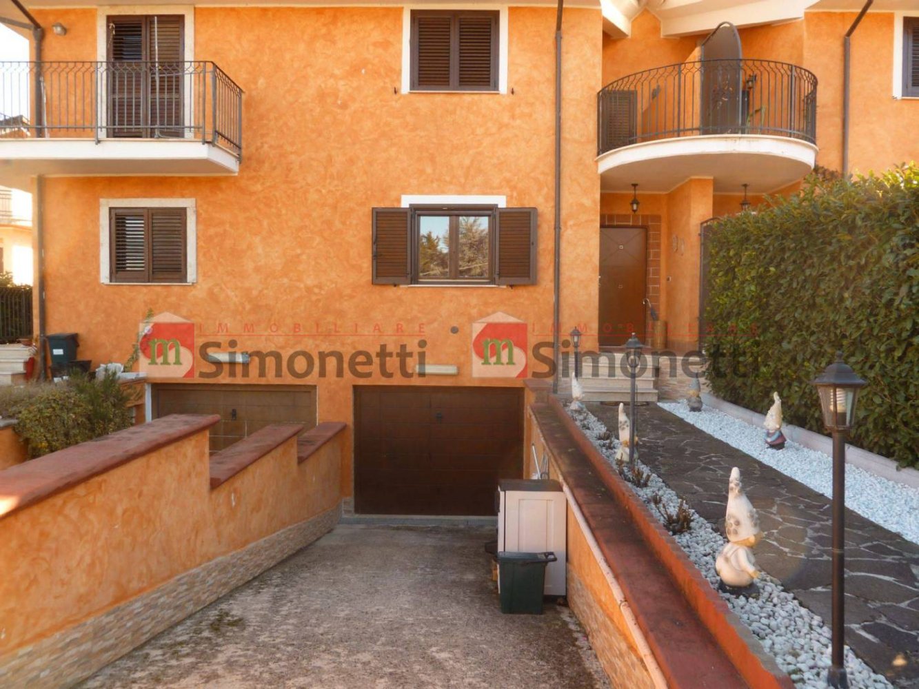3 bedrooms Villa in Oricola, Italy No. 164178