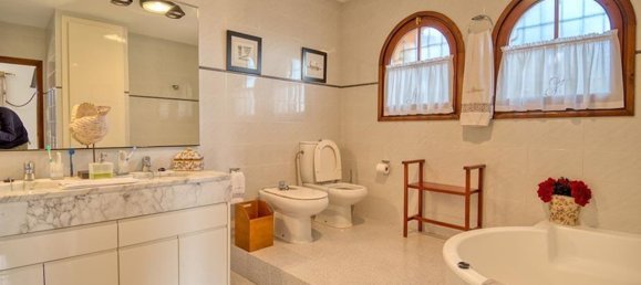 6 bedrooms House in Palafrugell, Spain No. 77832 37