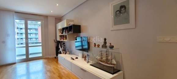 3 bedrooms Apartment in Basque Autonomous Community, Spain No. 186666 6