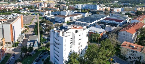 5 chambres Penthouse à Amadora, Portugal No. 98687 12