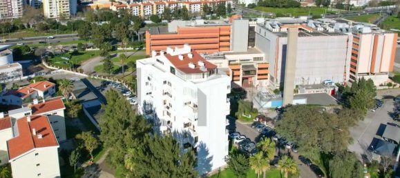 5 chambres Penthouse à Amadora, Portugal No. 98687 13