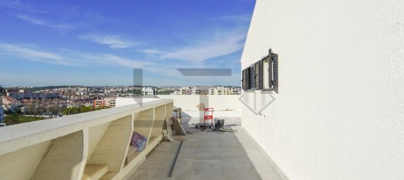 5 chambres Penthouse à Amadora, Portugal No. 98687 36