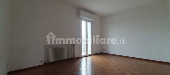 2 bedrooms Apartment in Finale Emilia, Italy No. 340699 3