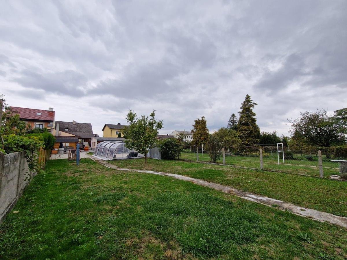 1046m² Land in Ganserndorf, Austria No. 148997