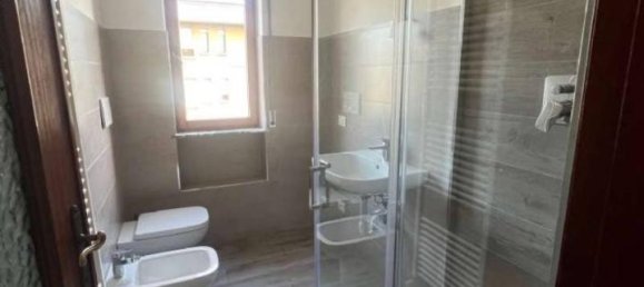 4-Zimmer Wohnung in Piacenza, Italy, Nr. 40339 12