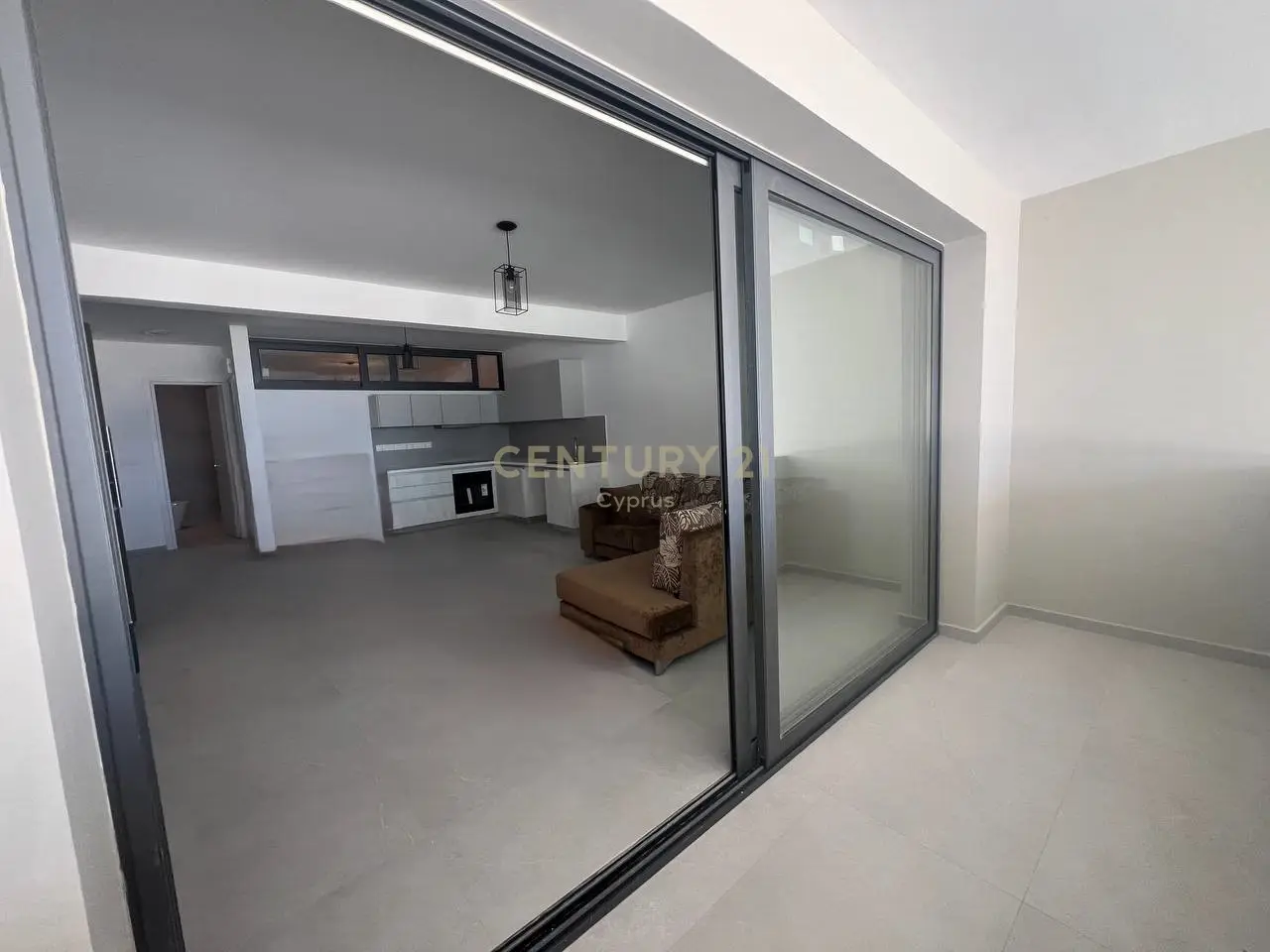 Apartamento T1 em Germasogeia, Cyprus N.º 5543