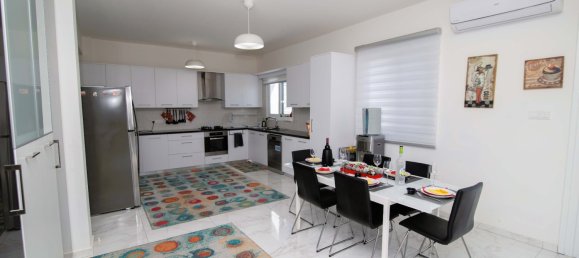 4 Schlafzimmer Villa in Paralimni, Cyprus, Nr. 21771 9