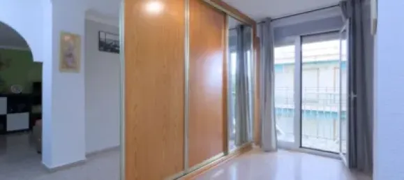 4 bedrooms Apartment in Alicante, Spain No. 133932 18