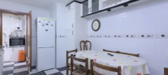 4 bedrooms Apartment in Alicante, Spain No. 133932 4