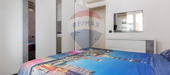 Квартира с 2 спальнями в Кардано аль Кампо, Италия № 327943 12