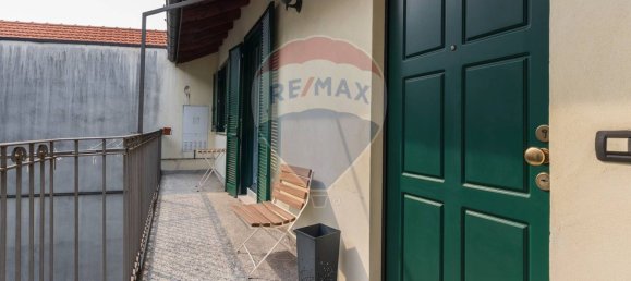 Квартира с 2 спальнями в Кардано аль Кампо, Италия № 327943 22