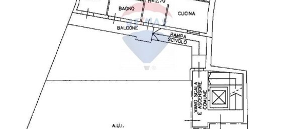 Квартира с 2 спальнями в Кардано аль Кампо, Италия № 327943 24