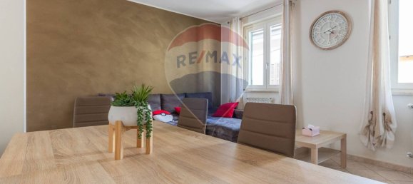 Квартира с 2 спальнями в Кардано аль Кампо, Италия № 327943 5