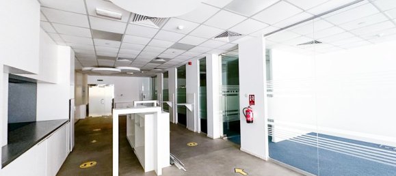 194m² Office in Dubai Investment Park, UAE No. 42571 8