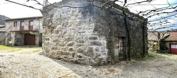 1 bedroom House in Ponte da Barca, Portugal No. 182522 3