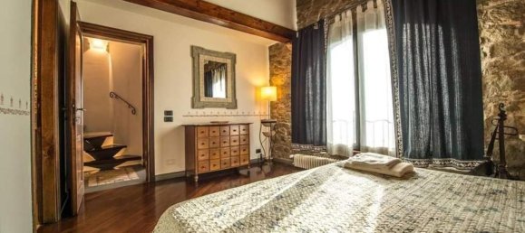 7 rooms House in Vinci, Italy No. 154700 9