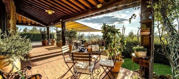 7 rooms House in Vinci, Italy No. 154700 3