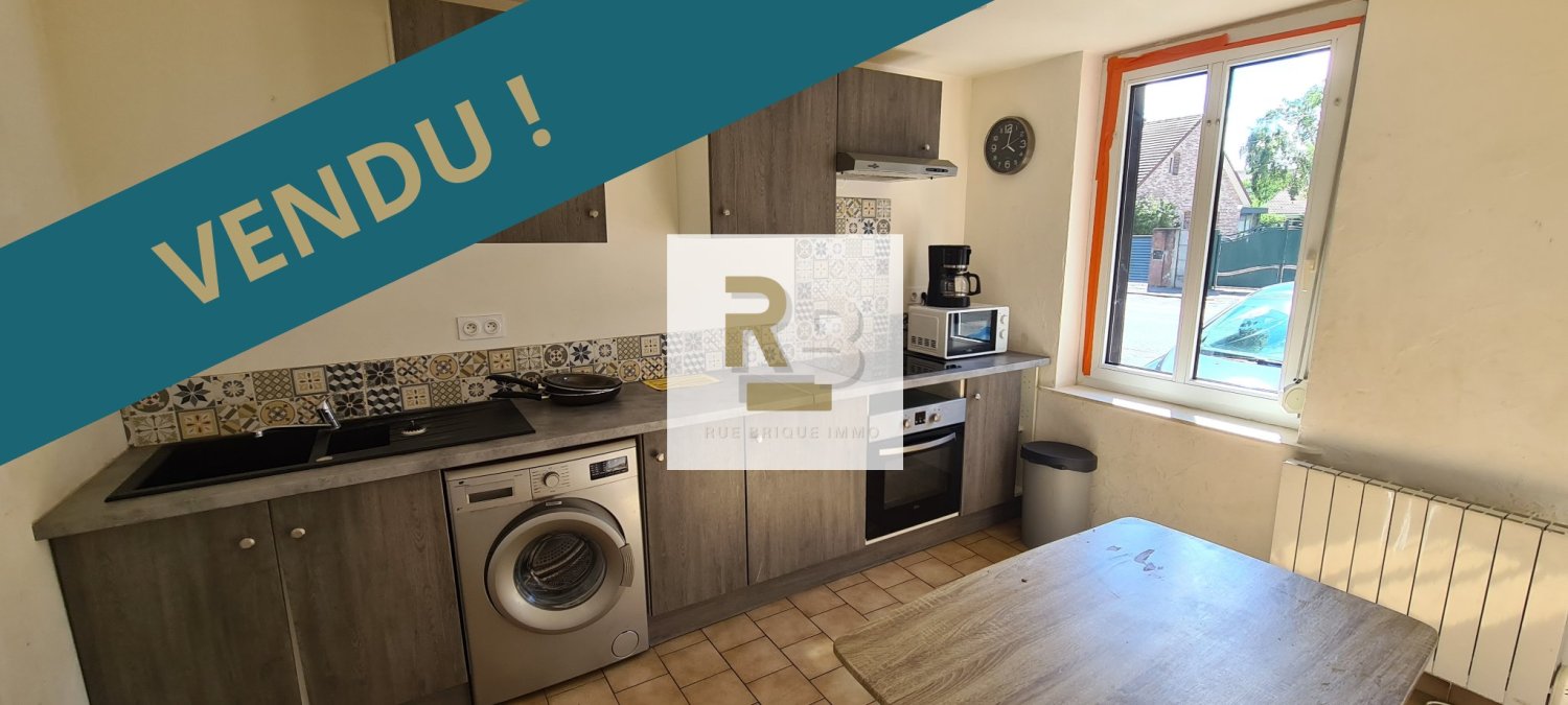 3 chambres Bâtiment à Béthune, France No. 250780