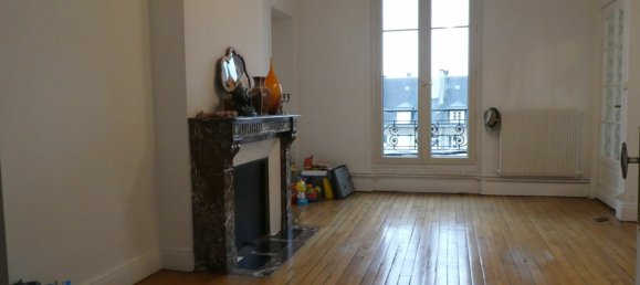 3 bedrooms Apartment in Charleville-Mezieres, France No. 78106 3