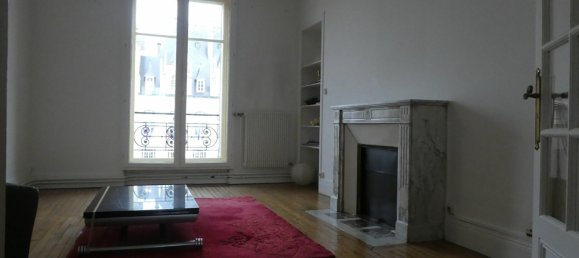 3 bedrooms Apartment in Charleville-Mezieres, France No. 78106 4