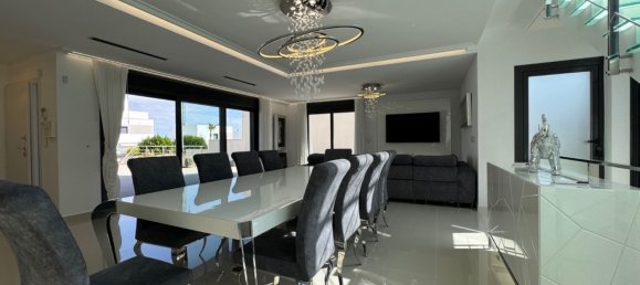 5 bedrooms House in San Miguel de Salinas, Spain No. 134573 40